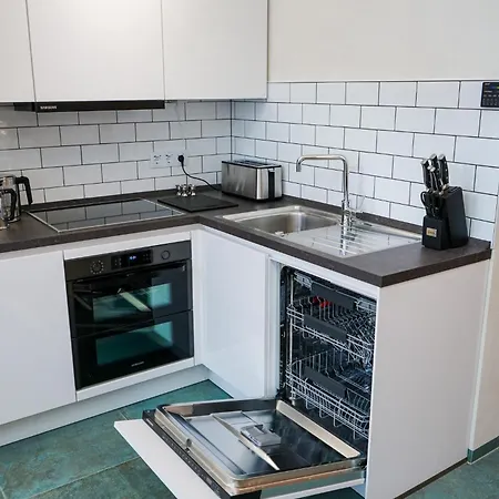 Oak Luxus - 4-8 Personen - Innenstadt - Parkplatz - 50kw Dc * باد هيرسفيلد