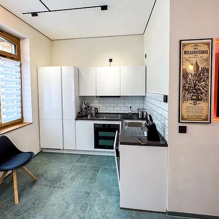 Oak Luxus - 4-8 Personen - Innenstadt - Parkplatz - 50kw Dc شقة باد هيرسفيلد