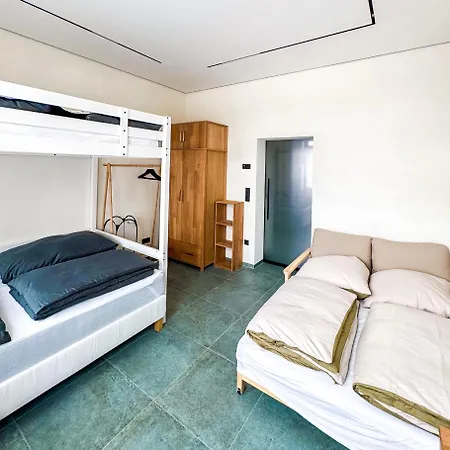 Oak Luxus - 4-8 Personen - Innenstadt - Parkplatz - 50kw Dc شقة *