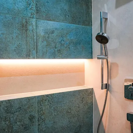 Oak Luxus - 4-8 Personen - Innenstadt - Parkplatz - 50kw Dc * باد هيرسفيلد